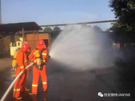 z6com尊龍凱-(中國)公司官方網站公司微型消防站，為公司財產和員工生命安全保駕護航